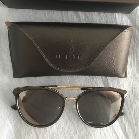 OLIEYE Accessories - OLIEYE Vintage Classic Cateye Polarized Sunglasses